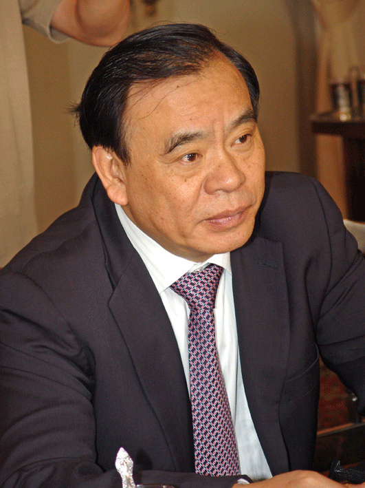Губернатор провинции Чжэцзян г-н Лу Зушань расска...